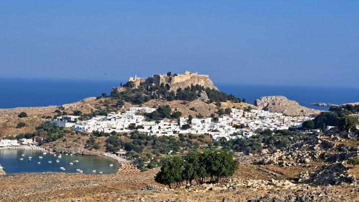 Lindos mit Akropolis